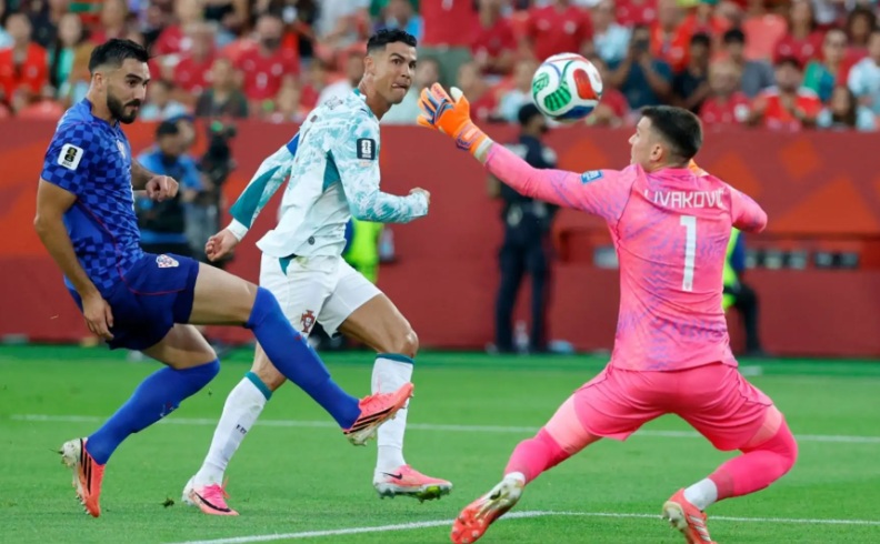 Portugal de Cristiano Ronaldo vence 2-1 y despide a Croacia de la Copa del Mundo