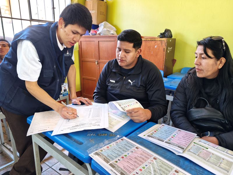 ONPE realizó primera jornada de capacitación de miembros de mesa en todo el país