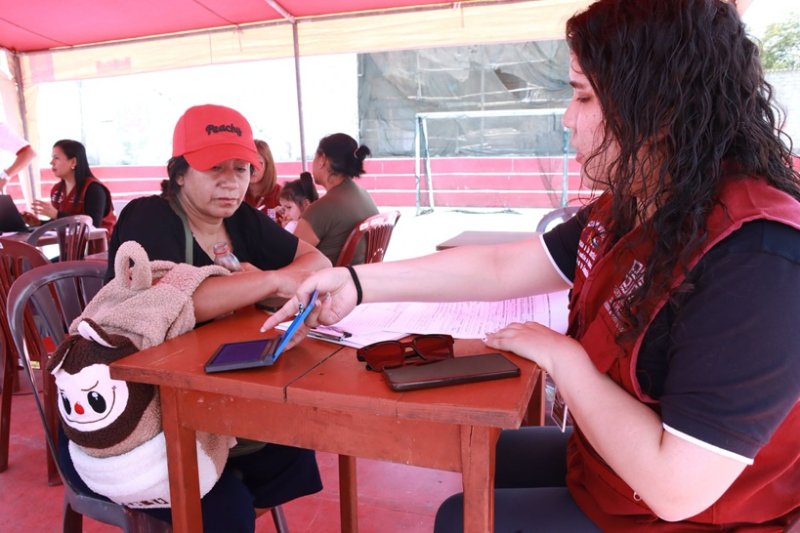 Corte del Santa recibe 10 demandas de alimentos en feria itinerante en la Esperanza Alta