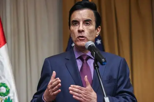 Canciller anuncia gabinetes binacionales y encuentros presidenciales con Bolivia, Chile, Colombia y Ecuador