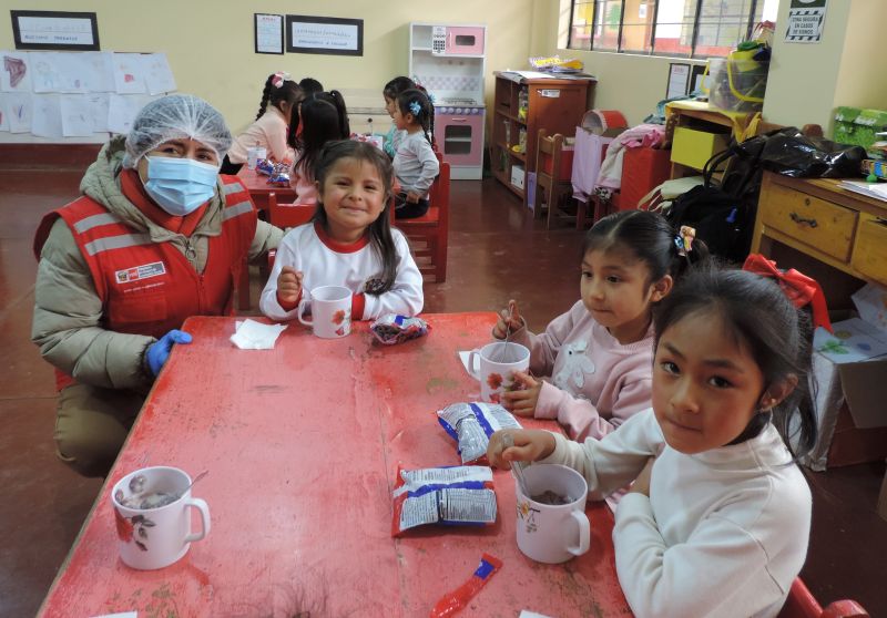 Supervisan  servicio alimentario en cuatro escuelas de Pomabamba para garantizar salud de los estudiantes