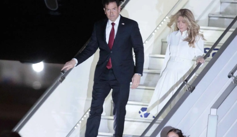 Secretario de Estado de EE. UU., Marco Rubio, arribó esta noche al Perú
