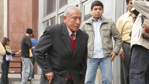 Lévano, Pasternak, algunas lecciones de periodismo