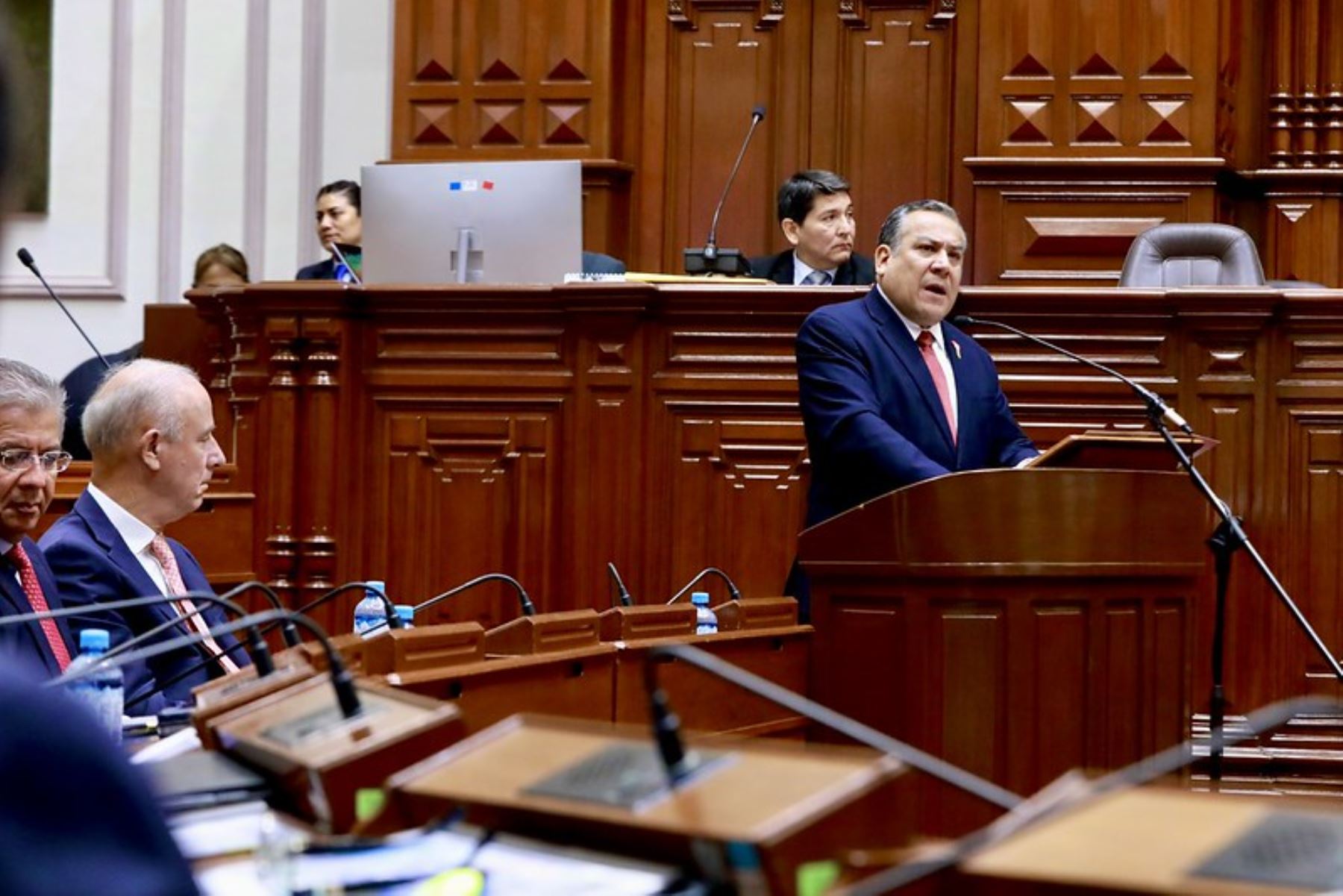 Otorgan voto de confianza a Gabinete Ministerial liderado por Gustavo Adrianzén