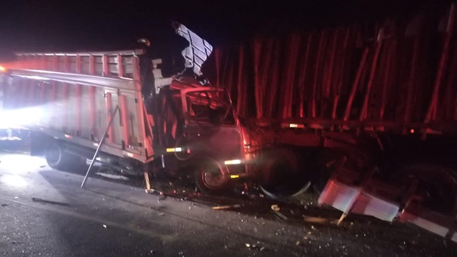 Huarmey: chofer de camión fallece al chocar contra tráiler en la Panamericana Norte
