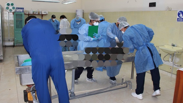 Reportan 3 niños y 2 adolescentes durante trabajos de identificación de fallecidos del accidente en Casma