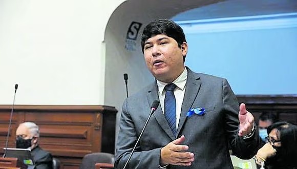 Congresista Eduardo Castillo es denunciado por su expareja por presunta violencia psicológica