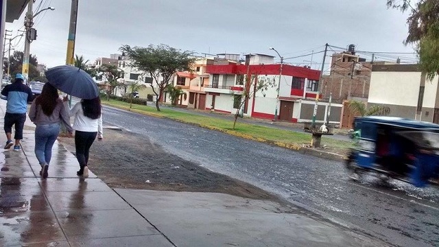 Reportan lluvias de moderada a fuerte intensidad en la zona costa de Áncash