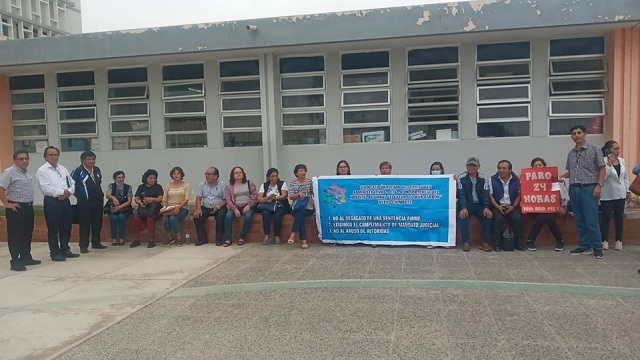 Trabajadores administrativos del Hospital Regional anuncian paro de 48 horas