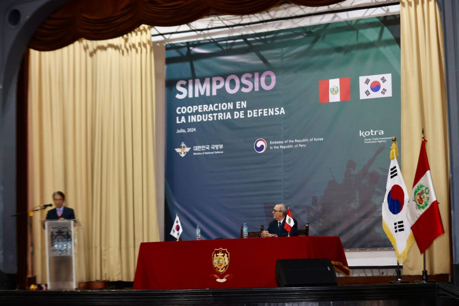 Perú y Corea fortalecen la relación en defensa en simposio de cooperación industrial