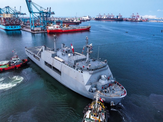 B.A.P Pisco lleva más de 500 toneladas de ayuda humanitaria hacia regiones del norte