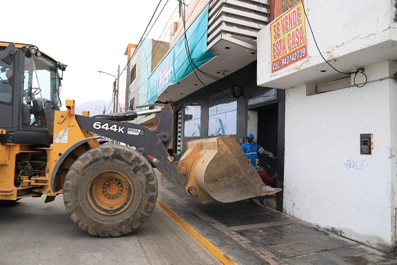 Clausuran cevichería “Manya” por realizar actividades no autorizadas en Chimbote 