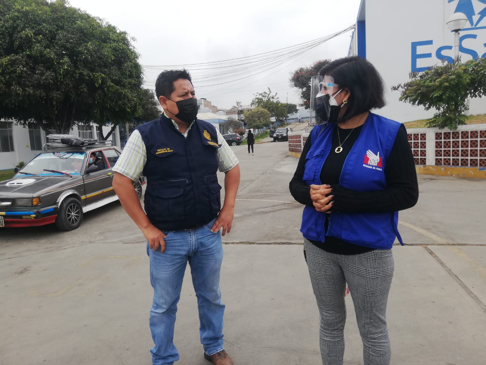 Defensoría supervisa hospitales para garantizar atención oportuna ante posible tercera ola