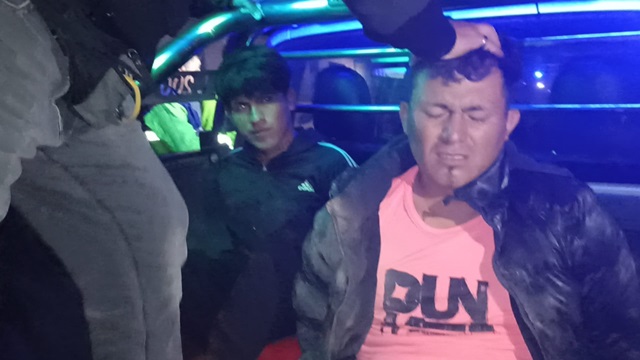 Detienen a dos delincuentes que asaltaron a una mujer a mano armada en Nuevo Chimbote