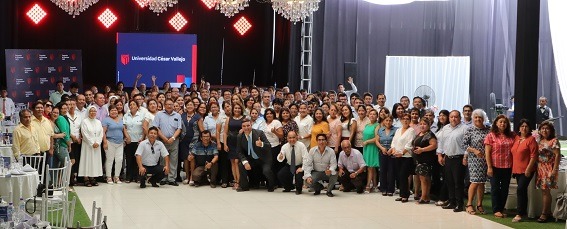 UCV capacitó a más de 200 directores de colegios en Chimbote