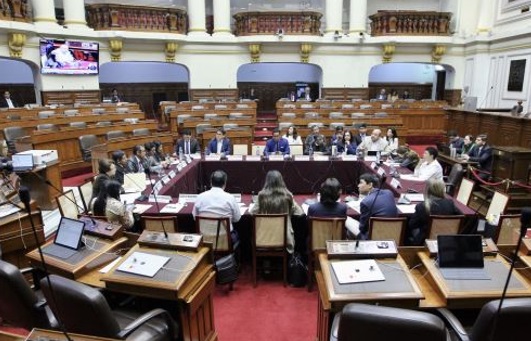  Comisión de Constitución del Congreso trabaja en reformas políticas y electorales