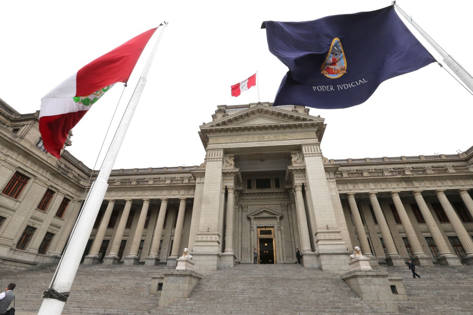 Proponen destituir a juez de corte superior por incremento justificado de su patrimonio