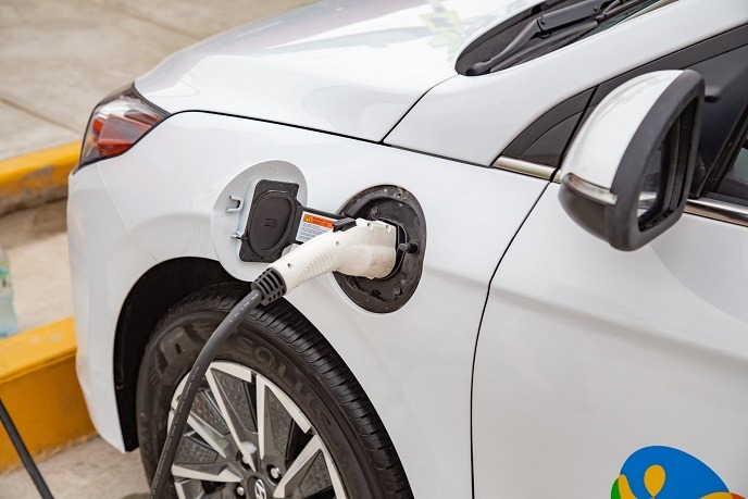 Aunor inicia pruebas para instalación de la primera red de carga de vehículos eléctricos que operará en la Panamericana Norte 