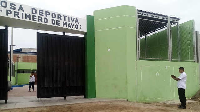 Se llevan motobomba, caños, puertas y hasta focos de complejo deportivo en Nuevo Chimbote