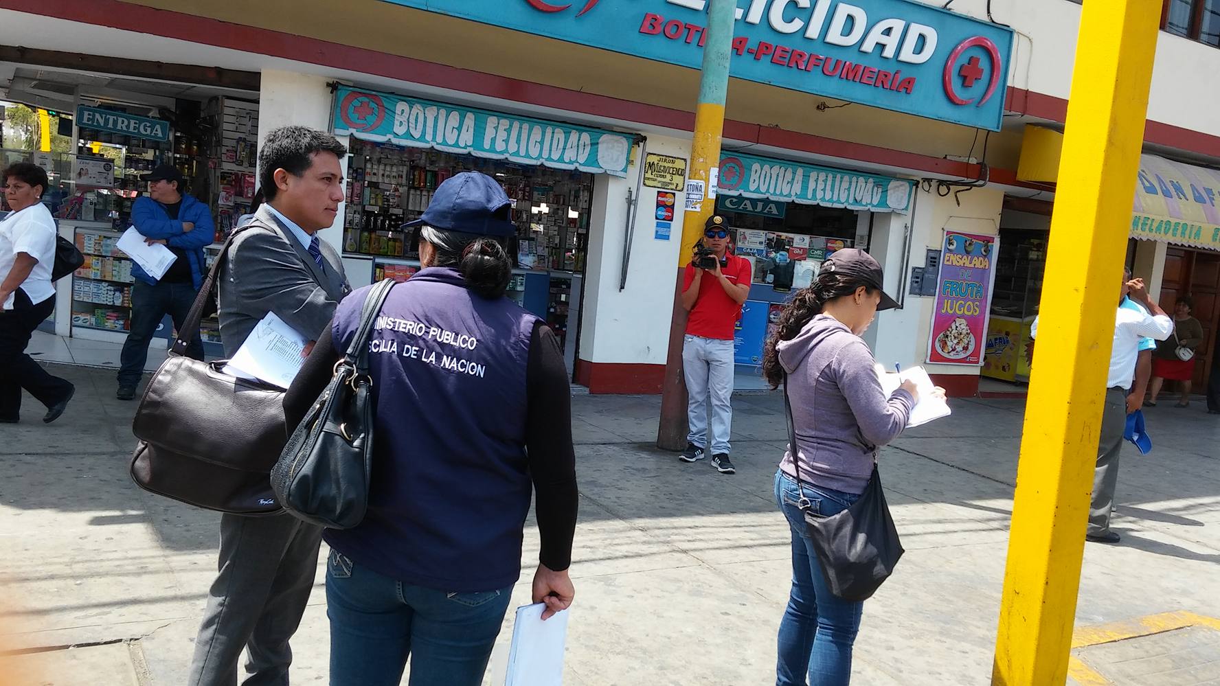 Fiscalía verifica pintado de semáforos en el casco urbano de Chimbote