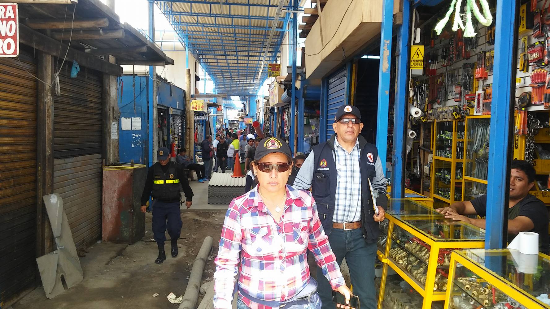 Chimbote: inspeccionan trabajos de mejoramiento de mercado Ferrocarril