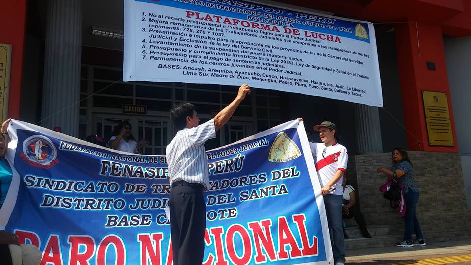 Solo reos en cárcel y casos emblemáticos atienden en la Corte del Santa por paro de trabajadores