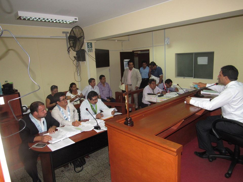 Chimbote: Tres testigos desfilan en el juicio que se sigue a alcaldesa por caso “semáforos inteligentes”