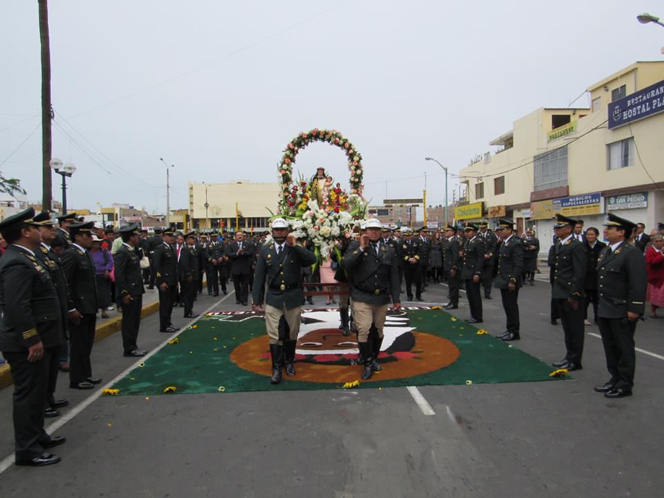 Chimbote: Policía Nacional celebra el Día de su Patrona Santa Rosa de Lima