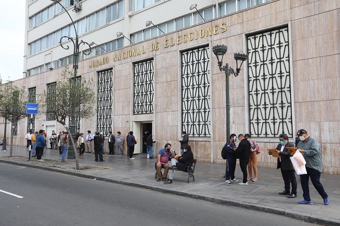 Personal del JNE realiza operativos en todo el país fiscalizando cumplimiento de restricciones