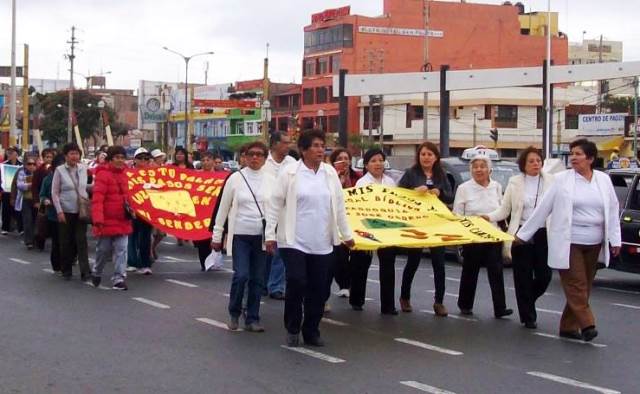 Diócesis de Chimbote ralizará desfile de mantas bíblicas en el Mes de la Biblia