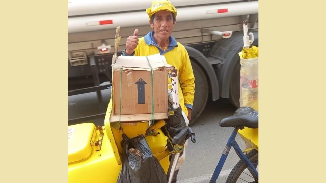 Nuevo Chimbote: heladero honrado encuentra celular extraviado y lo devuelve