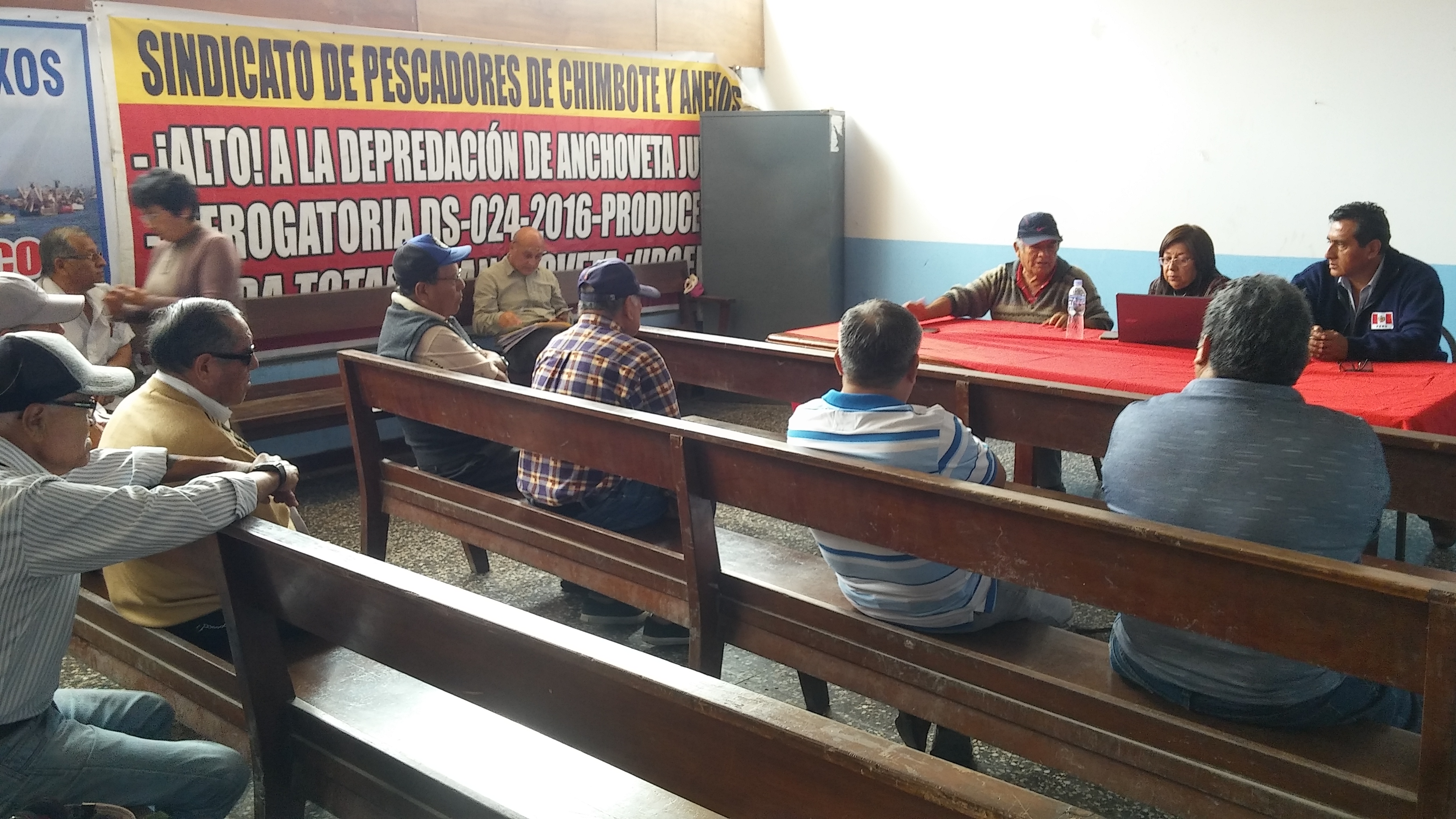 Pescadores de Chimbote viajarán a Lima para exigir aumento de aporte de su jubilación 