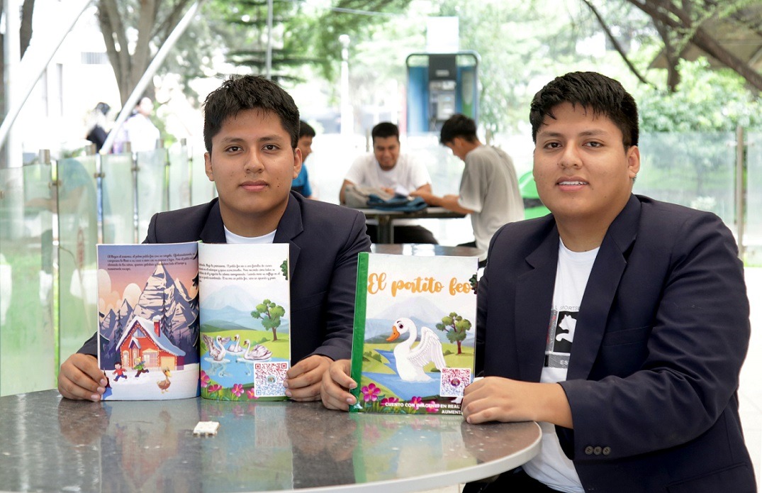 Mellizos ancashinos crean libro de realidad aumentada para impulsar lectura en niños 