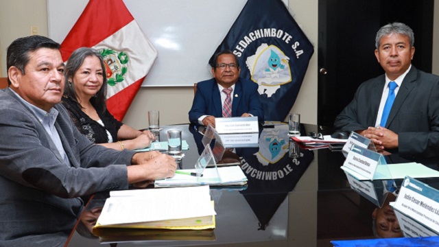 Alcalde Gamarra asume presidencia de la Junta de Accionistas de Sedachimbote