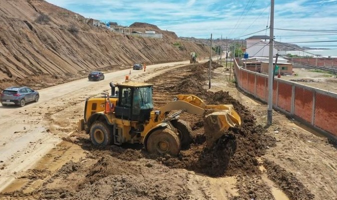 Despliegan 271 maquinarias para atender emergencias en la Red Vial Nacional y mitigar impacto de El Niño