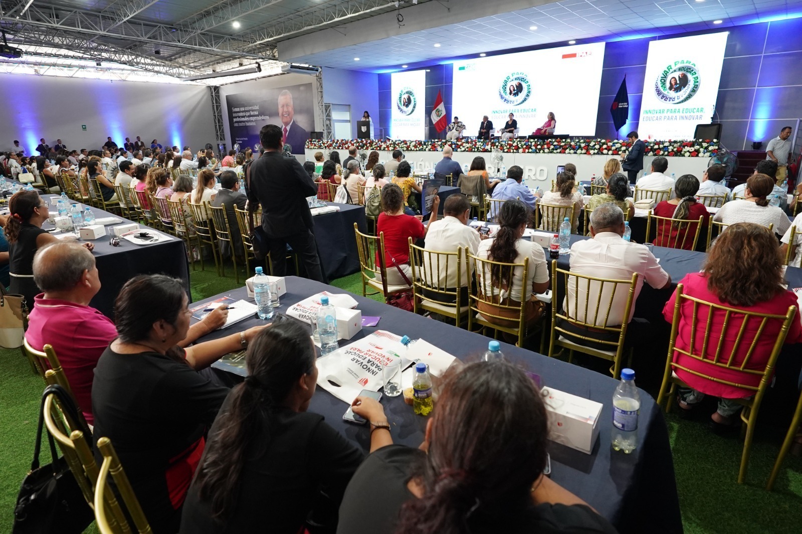 UCV se convirtió en el epicentro de la innovación educativa con la réplica del Cade Educación 2023