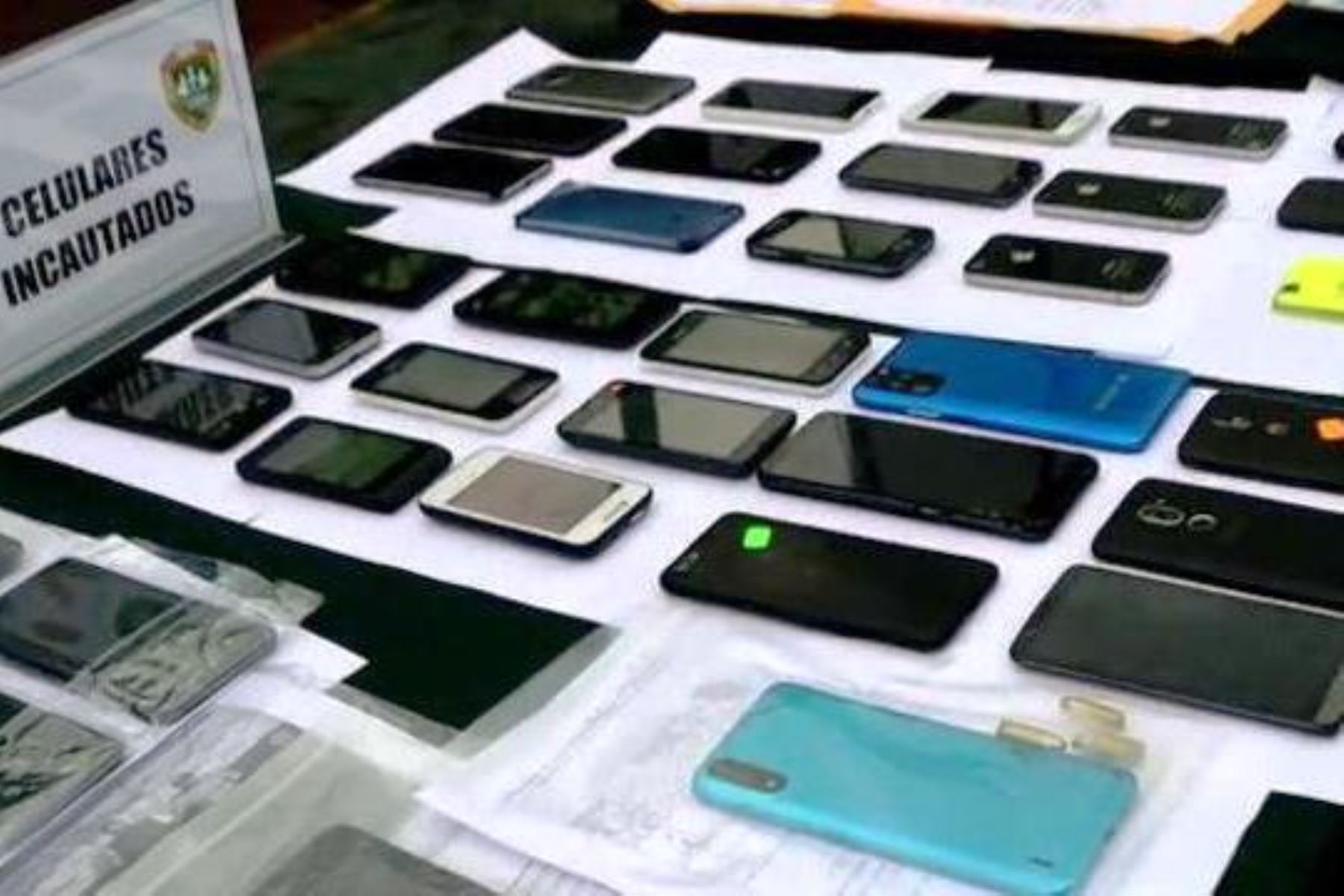 Gobierno creará registro de venta de celulares usados para disminuir venta ilegal