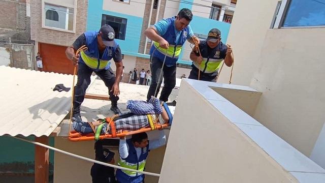 Menor de 13 años resulta herido al caer del segundo piso de su casa en Nuevo Chimbote