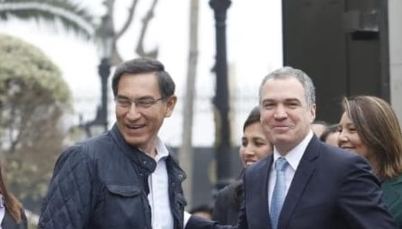 Presentan denuncia constitucional contra Martín Vizcarra y Salvador del Solar por cerrar el Congreso el 2019