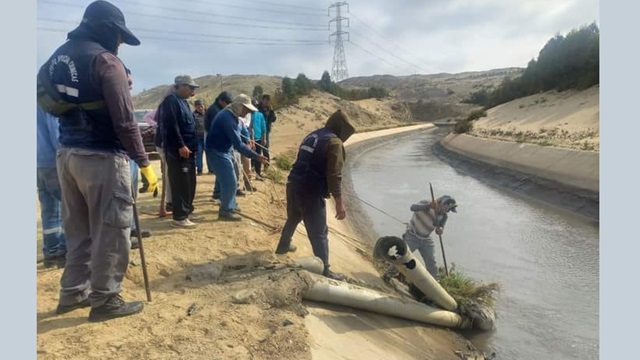 Desactivan 30 sifones clandestinos que colocaron para hurtar agua de Chinecas