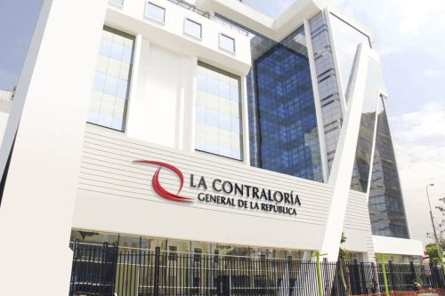 Contraloría detecta presunta  irregularidades en más de 5,600 funcionarios
