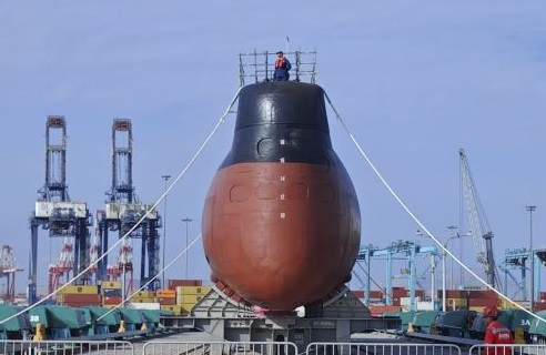 Submarino B.A.P. Chipana inicia pruebas como parte del proceso de modernización
