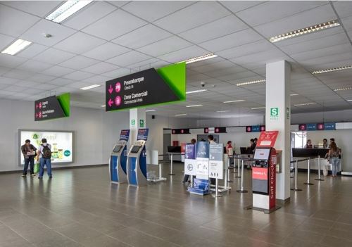 Sepa qué debe hacer si se retrasa o cancela su vuelo en feriado largo