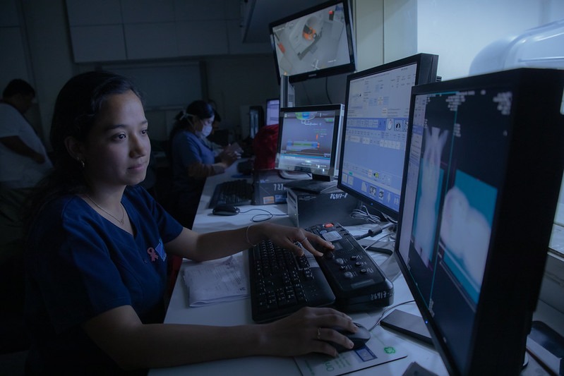 Maestrías en inteligencia artificial, ciencia, salud y tecnología se pueden estudiar con una beca en Tailandia