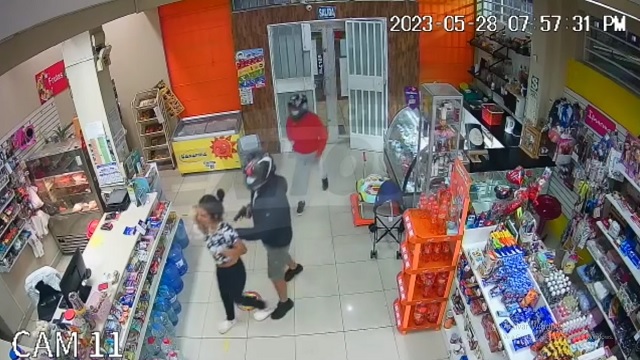 Nuevo Chimbote: ladrones ingresan a minimarket y se llevan S/2 mil de la venta del día