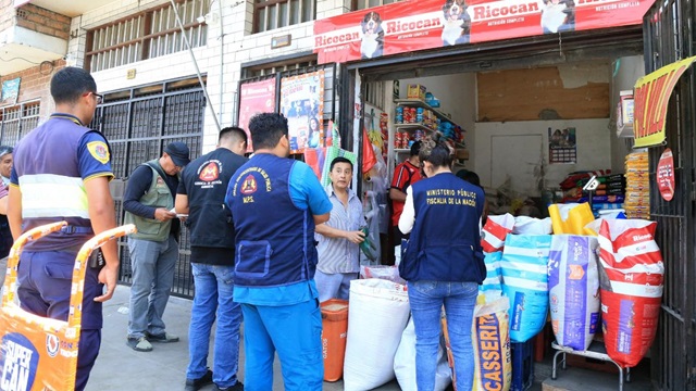Inspeccionan veterinarias de Chimbote para garantizar correcta atención a mascotas