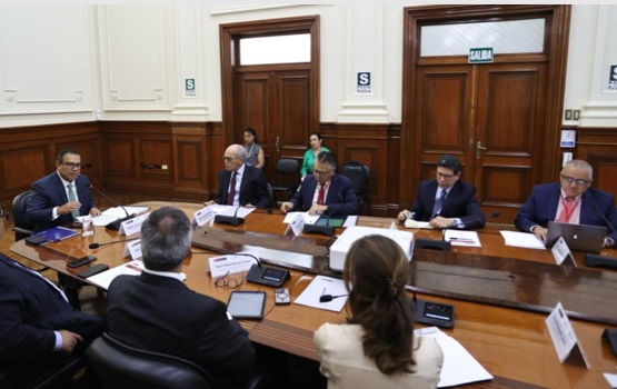 Alberto Otárola reafirma voluntad del Gobierno de trabajar con el empresariado