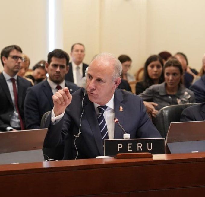 Canciller peruano: “Edmundo González es el verdadero y legítimo presidente electo de Venezuela” 