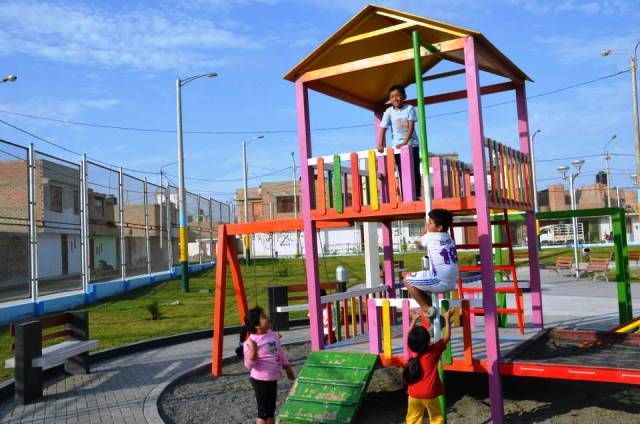 Nuevo Chimbote: Garatea I zona  ya cuenta con polideportivo