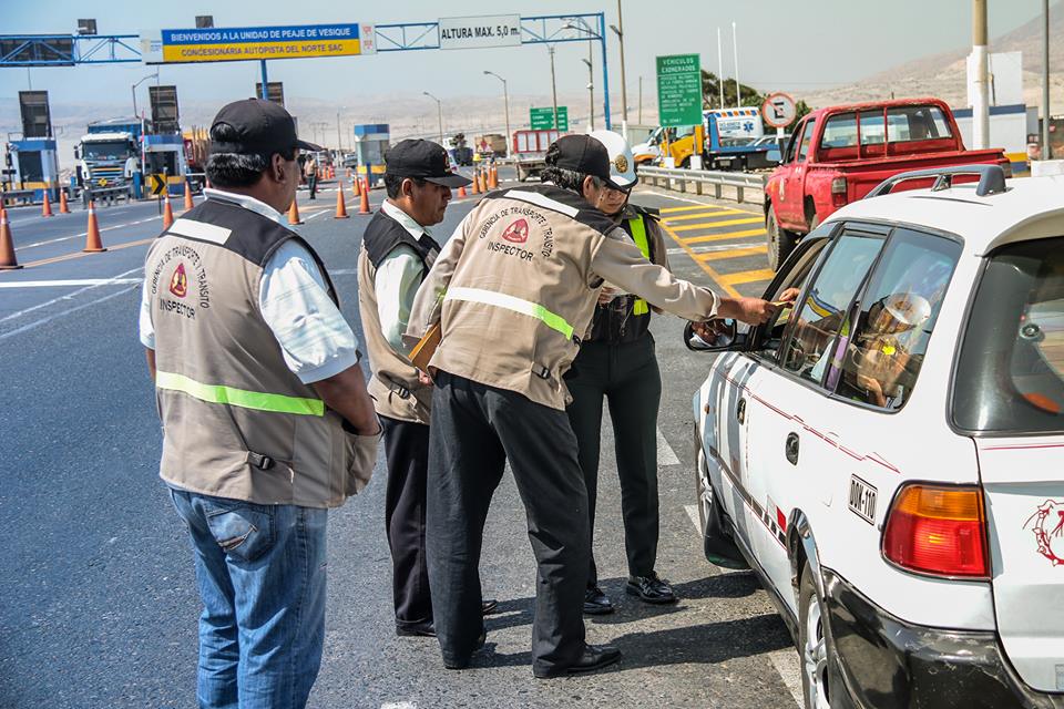 Chimbote: Unos 30 vehículos intervenidos por falta de tarjeta de circulación y licencia de conducir